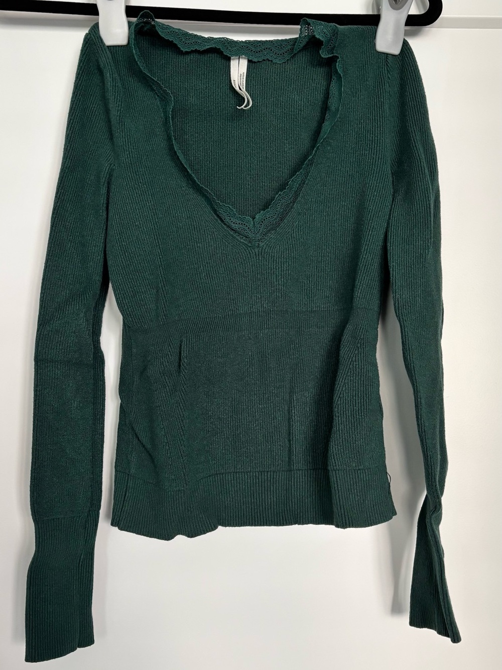 Green Fitted V-Neck Sweater